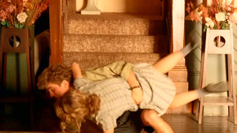 THE DELINQUENTS. CHARLIE SCHLATTER EN EL PAPEL DE BROWNIE Y KYLIE MINOGUE EN EL DE LOLA