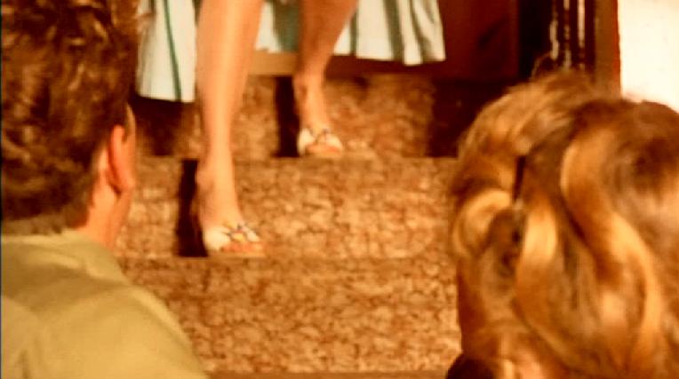 THE DELINQUENTS. CHARLIE SCHLATTER EN EL PAPEL DE BROWNIE Y KYLIE MINOGUE EN EL DE LOLA