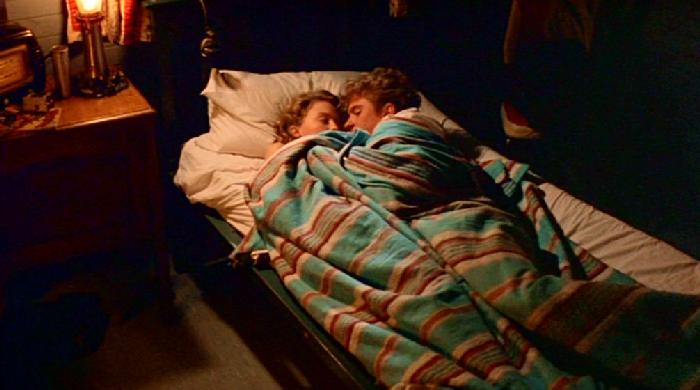 THE DELINQUENTS. CHARLIE SCHLATTER EN EL PAPEL DE BROWNIE Y KYLIE MINOGUE EN EL DE LOLA