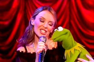 KYLIE MINOGUE Y KERMIT THE FROG