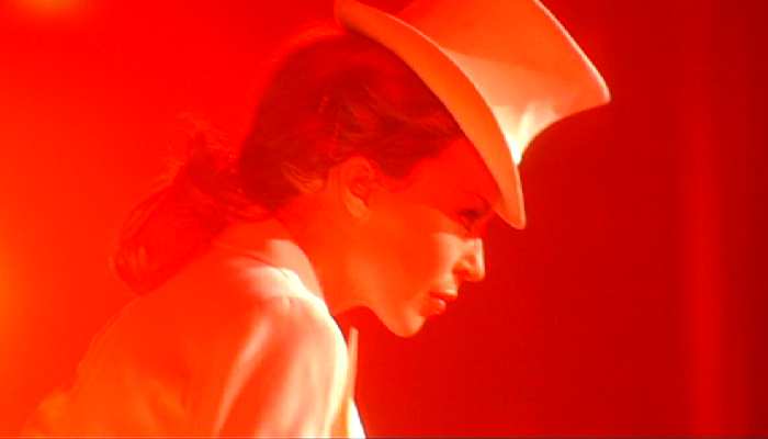 KYLIE MINOGUE 'BETTER THE DEVIL YOU KNOW' LIVE IN SIDNEY