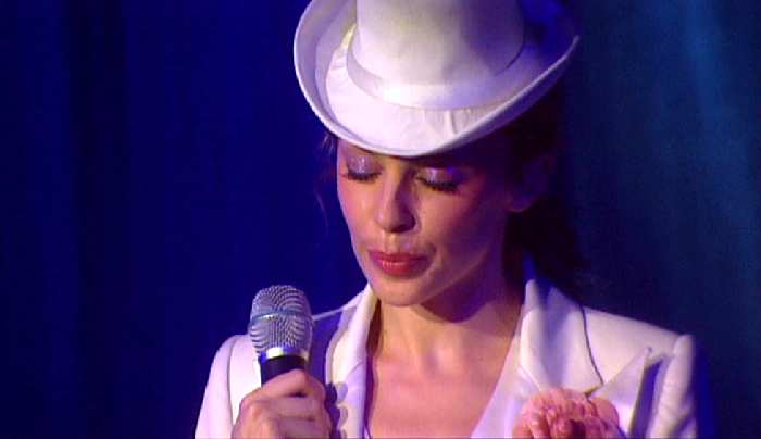 KYLIE MINOGUE 'I SHOULD BE SO LUCKY' LIVE IN SIDNEY