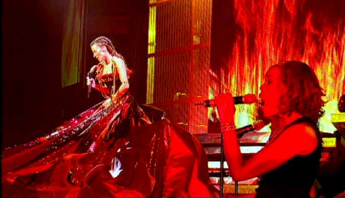 KYLIE MINOGUE 'BURNING UP' FROM LIVE IN MANCHESTER 2002