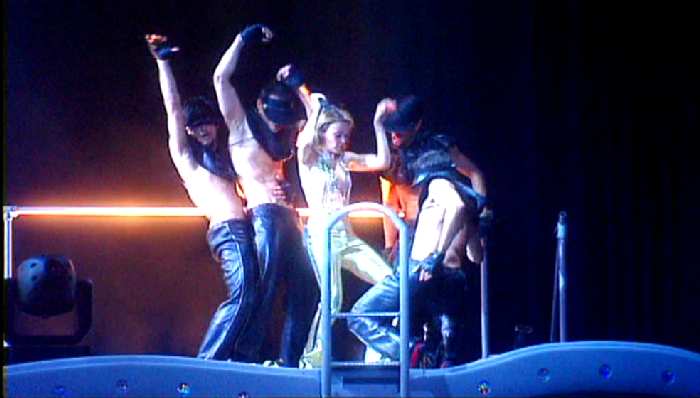 KYLIE MINOGUE 'BUTTERFLY' LIVE IN SIDNEY