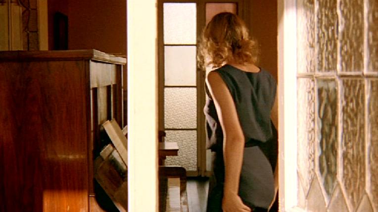 THE DELINQUENTS. CHARLIE SCHLATTER EN EL PAPEL DE BROWNIE Y KYLIE MINOGUE EN EL DE LOLA