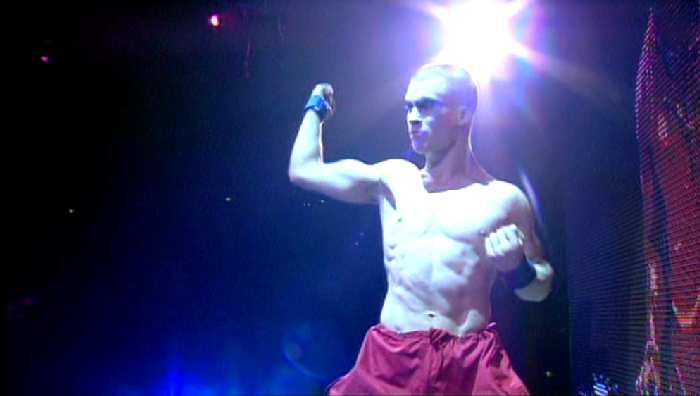 KYLIE MINOGUE 'CONFIDE IN ME' FROM LIVE IN MANCHESTER 2002