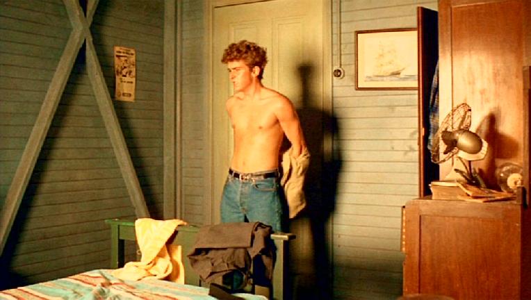 THE DELINQUENTS. CHARLIE SCHLATTER EN EL PAPEL DE BROWNIE Y KYLIE MINOGUE EN EL DE LOLA