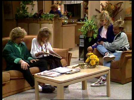 NEIGHBOURS 544