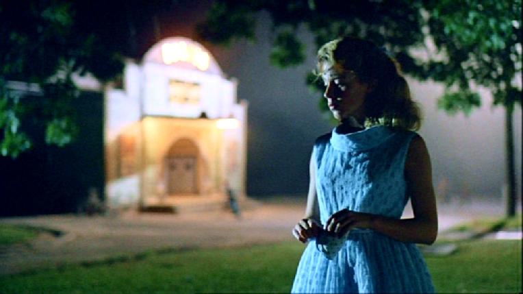 THE DELINQUENTS. CHARLIE SCHLATTER EN EL PAPEL DE BROWNIE Y KYLIE MINOGUE EN EL DE LOLA