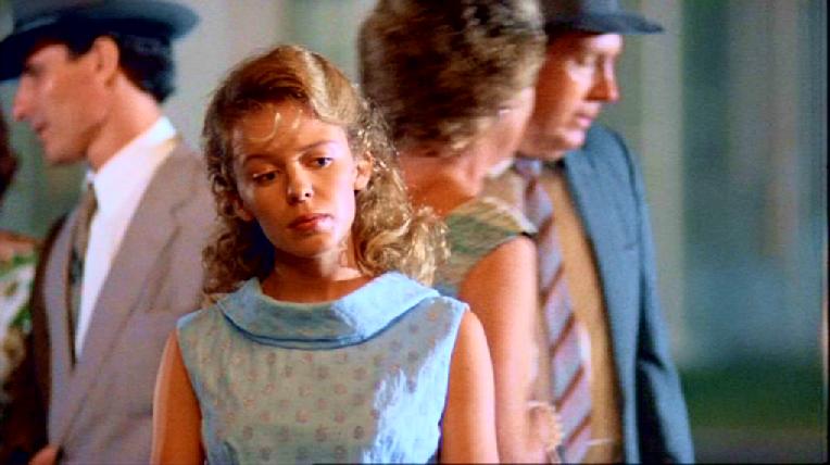 THE DELINQUENTS. CHARLIE SCHLATTER EN EL PAPEL DE BROWNIE Y KYLIE MINOGUE EN EL DE LOLA