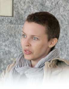 KYLIE MINOGUE EN FRANCIA