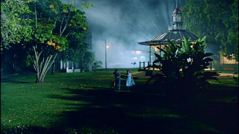 THE DELINQUENTS. CHARLIE SCHLATTER EN EL PAPEL DE BROWNIE Y KYLIE MINOGUE EN EL DE LOLA