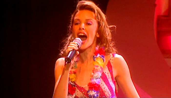 KYLIE MINOGUE 'HANDS ON YOUR HEART' LIVE IN SIDNEY