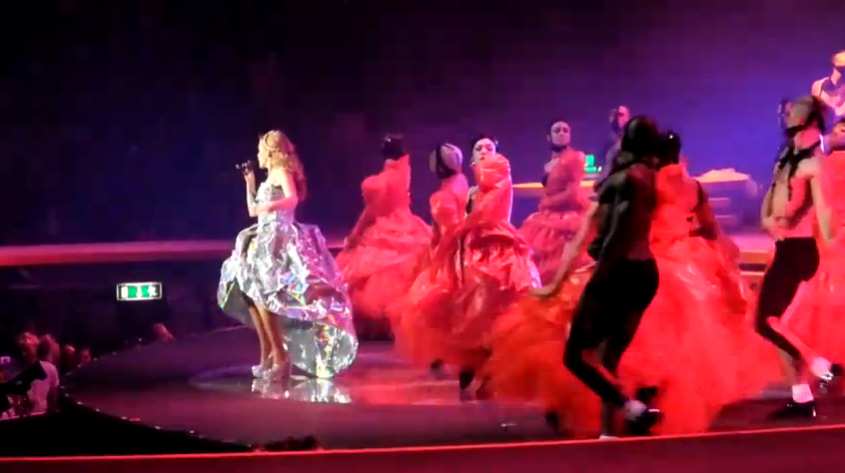 KYLIE MINOGUE. APHRODITE. LES FOLIES