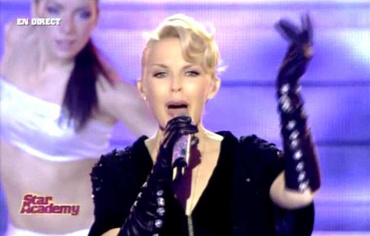 KYLIE MINOGUE. TWO HEARTS