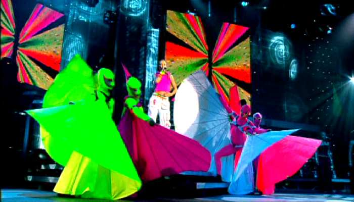 KYLIE MINOGUE 'LIGHT YEARS / I FEEL LOVE' FROM LIVE IN MANCHESTER 2002