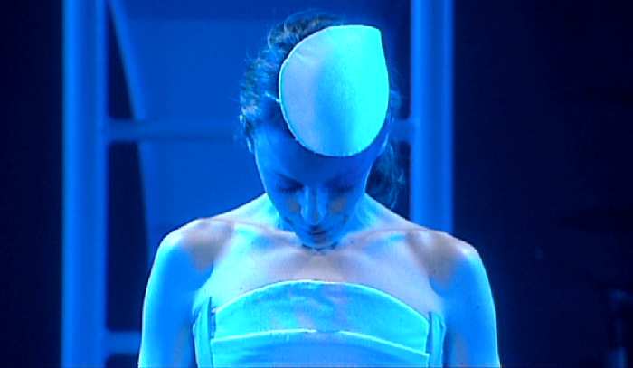 KYLIE MINOGUE 'LIGHT YEARS' LIVE IN SIDNEY