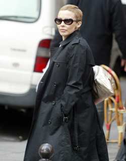KYLIE MINOGUE EN PARIS