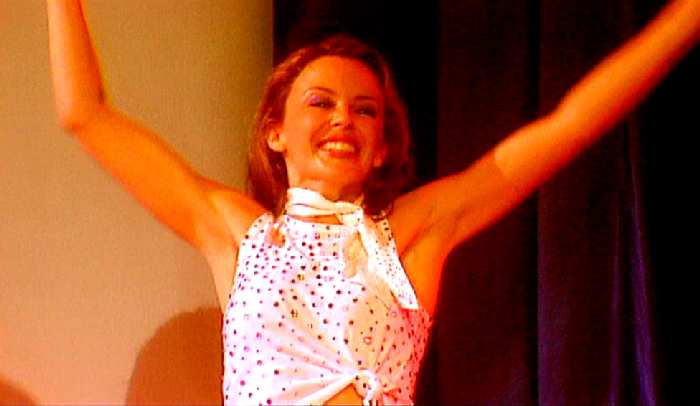 KYLIE MINOGUE 'SPINING AROUND' LIVE IN SIDNEY