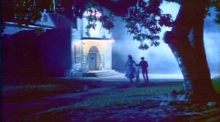 THE DELINQUENTS. CHARLIE SCHLATTER EN EL PAPEL DE BROWNIE Y KYLIE MINOGUE EN EL DE LOLA