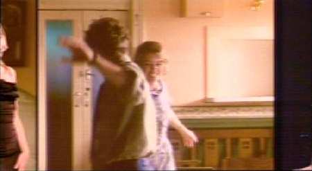 THE DELINQUENTS. CHARLIE SCHLATTER EN EL PAPEL DE BROWNIE Y KYLIE MINOGUE EN EL DE LOLA