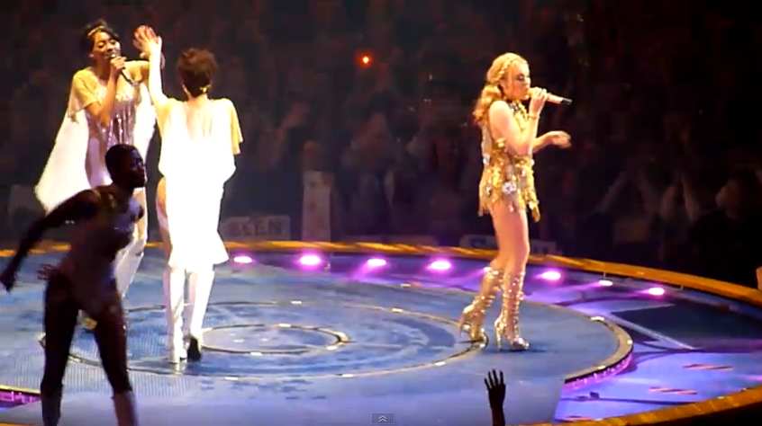 KYLIE MINOGUE. APHRODITE. LES FOLIES