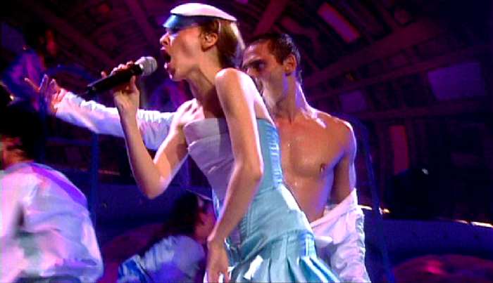 KYLIE MINOGUE 'WHAT DO I HAVE TO DO' LIVE IN SIDNEY