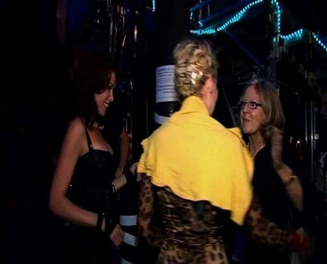 KYLIE MINOGUE. WHITE DIAMOND